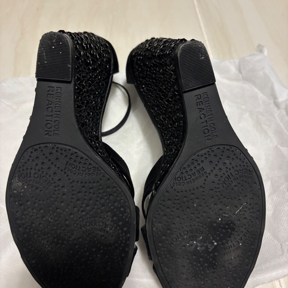 Women’s Shoes - Picture 4 of 4